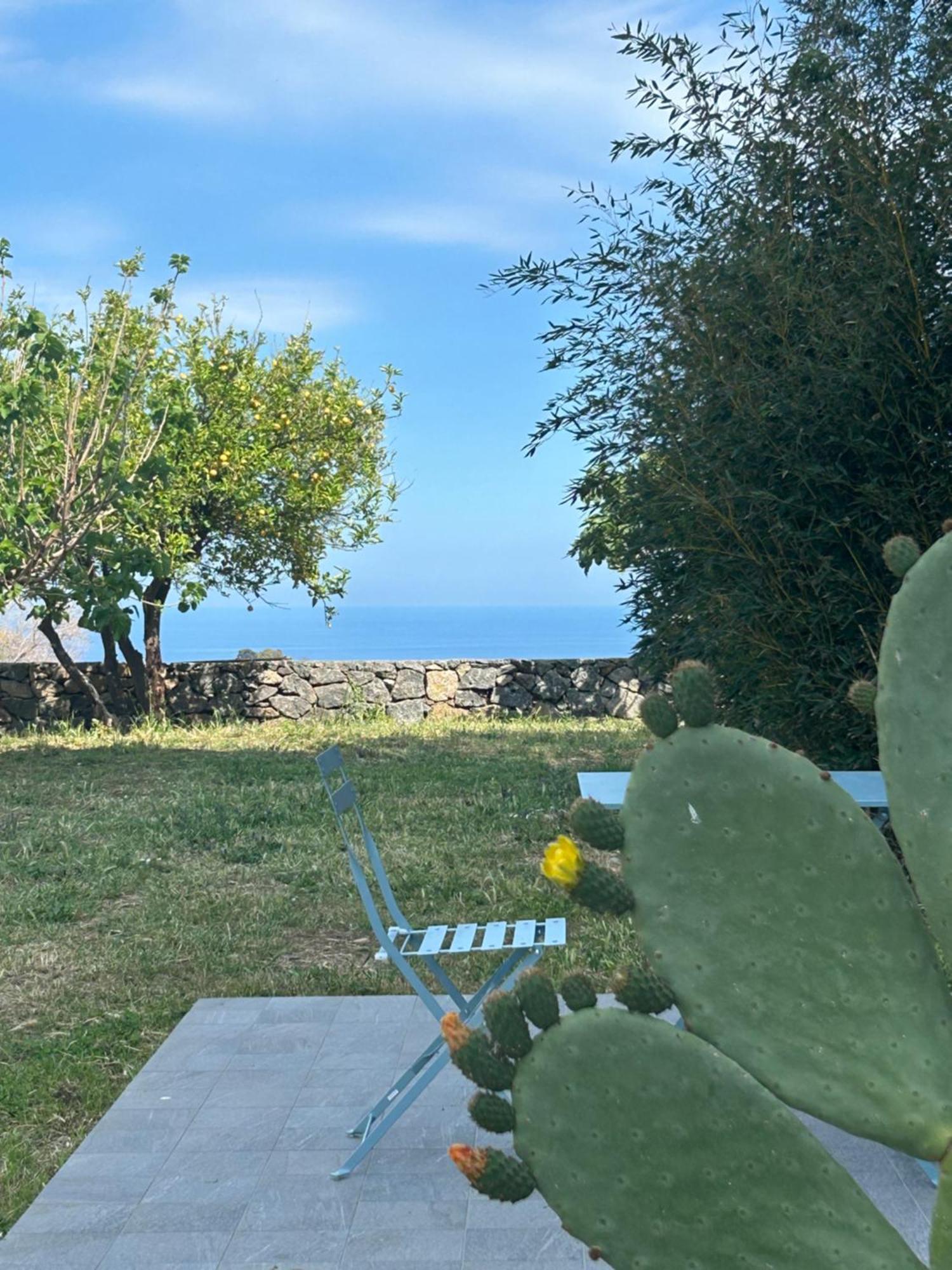 Vista Mare Etna Apartment Acireale Exterior photo